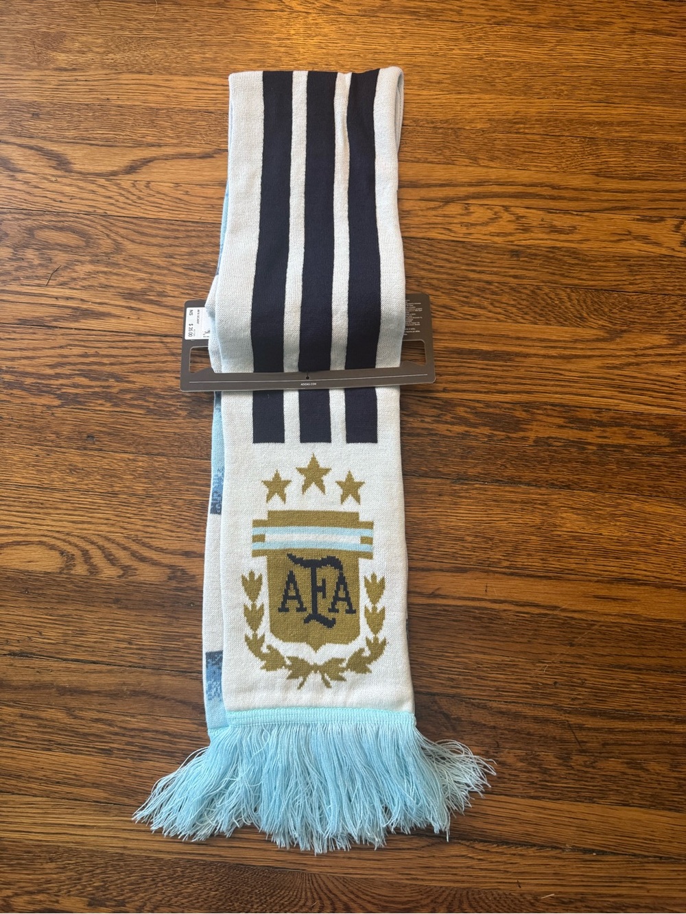 ARGENTINA 26 SCARF AFA Light Blue, White and Navy Crest Scarf Towel (NWT)